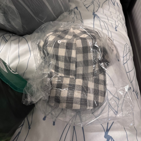 Hat - Picture 2 of 2